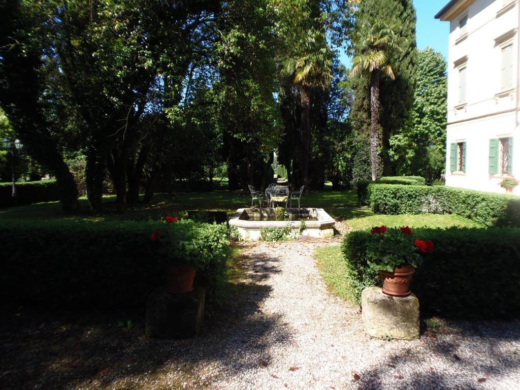 Relais Villa San Matteoサン・ピエトロ・イン・カリアーノ エクステリア 写真